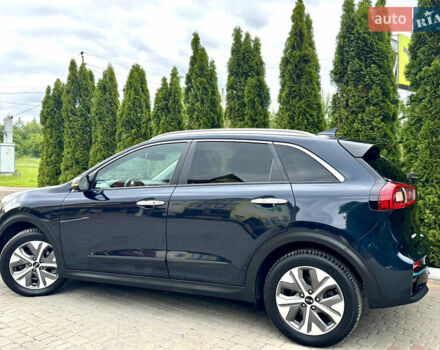 Синий Киа Niro, объемом двигателя 0 л и пробегом 88 тыс. км за 17777 $, фото 15 на Automoto.ua