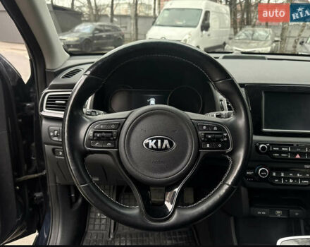 Синій Кіа Niro, об'ємом двигуна 0 л та пробігом 83 тис. км за 18700 $, фото 22 на Automoto.ua