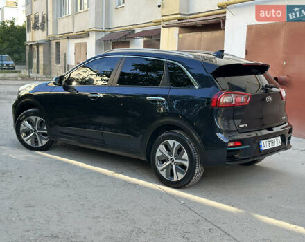 Киа Niro 2019 в Ивано-Франковске на Automoto.ua Синий Киа Niro, объемом двигателя 0 л и пробегом 155 тыс. км за 18650 $, фото 9 на Automoto.ua