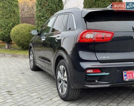 Синий Киа Niro, объемом двигателя 0 л и пробегом 172 тыс. км за 17150 $, фото 8 на Automoto.ua