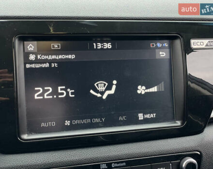 Синій Кіа Niro, об'ємом двигуна 0 л та пробігом 130 тис. км за 18455 $, фото 64 на Automoto.ua