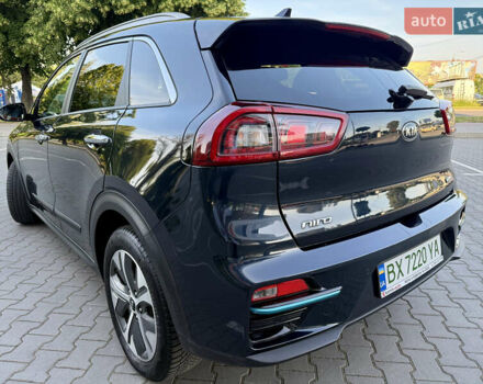 Киа Niro 2019 в Ровно на Automoto.ua Синий Киа Niro, объемом двигателя 0 л и пробегом 187 тыс. км за 17600 $, фото 11 на Automoto.ua