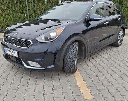 Синій Кіа Niro, об'ємом двигуна 1.58 л та пробігом 67 тис. км за 17800 $, фото 3 на Automoto.ua