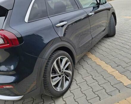 Синій Кіа Niro, об'ємом двигуна 1.58 л та пробігом 67 тис. км за 17800 $, фото 6 на Automoto.ua