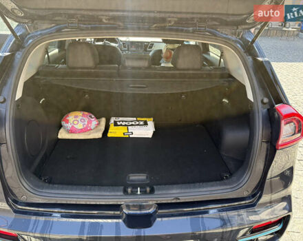 Синий Киа Niro, объемом двигателя 0 л и пробегом 110 тыс. км за 19500 $, фото 9 на Automoto.ua