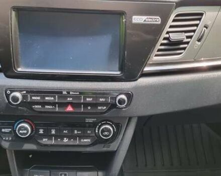 Киа Niro 2019 в Хмельницком на Automoto.ua Синий Киа Niro, объемом двигателя 0 л и пробегом 131 тыс. км за 18400 $, фото 15 на Automoto.ua