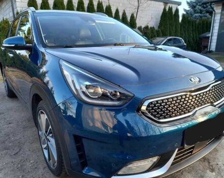 Синий Киа Niro, объемом двигателя 1.6 л и пробегом 78 тыс. км за 10499 $, фото 1 на Automoto.ua