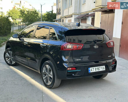Киа Niro 2019 в Ивано-Франковске на Automoto.ua Синий Киа Niro, объемом двигателя 0 л и пробегом 155 тыс. км за 18650 $, фото 7 на Automoto.ua