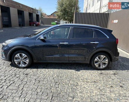 Синій Кіа Niro, об'ємом двигуна 0 л та пробігом 100 тис. км за 19300 $, фото 1 на Automoto.ua