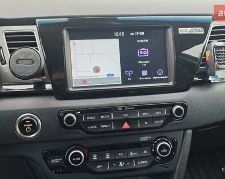 Синий Киа Niro, объемом двигателя 0 л и пробегом 153 тыс. км за 19100 $, фото 22 на Automoto.ua