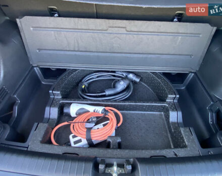 Синий Киа Niro, объемом двигателя 0 л и пробегом 129 тыс. км за 17999 $, фото 14 на Automoto.ua