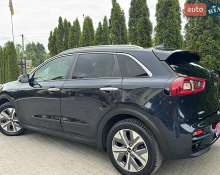 Синий Киа Niro, объемом двигателя 0 л и пробегом 88 тыс. км за 17777 $, фото 14 на Automoto.ua