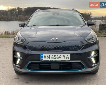 Синій Кіа Niro, об'ємом двигуна 0 л та пробігом 130 тис. км за 18455 $, фото 6 на Automoto.ua