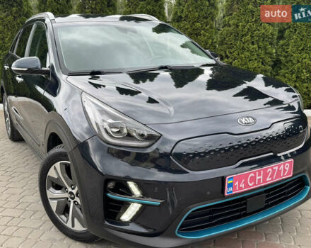 Синий Киа Niro, объемом двигателя 0 л и пробегом 88 тыс. км за 17777 $, фото 7 на Automoto.ua