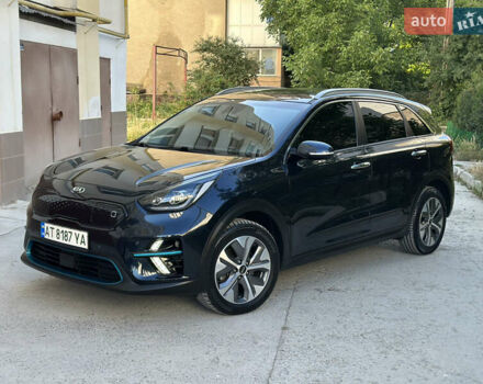 Киа Niro 2019 в Ивано-Франковске на Automoto.ua Синий Киа Niro, объемом двигателя 0 л и пробегом 155 тыс. км за 18650 $, фото 16 на Automoto.ua