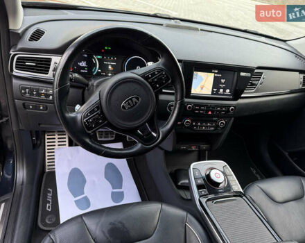 Синий Киа Niro, объемом двигателя 0 л и пробегом 168 тыс. км за 16800 $, фото 24 на Automoto.ua