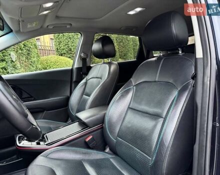 Синий Киа Niro, объемом двигателя 0 л и пробегом 172 тыс. км за 17150 $, фото 19 на Automoto.ua