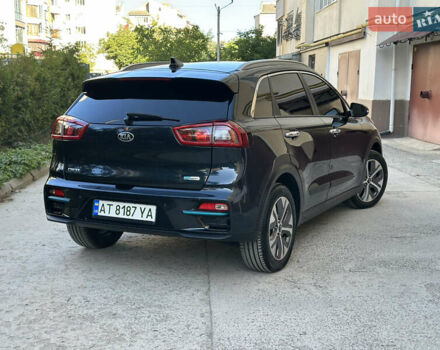 Киа Niro 2019 в Ивано-Франковске на Automoto.ua Синий Киа Niro, объемом двигателя 0 л и пробегом 155 тыс. км за 18650 $, фото 39 на Automoto.ua
