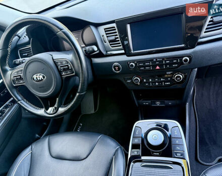 Синій Кіа Niro, об'ємом двигуна 0 л та пробігом 192 тис. км за 17386 $, фото 25 на Automoto.ua
