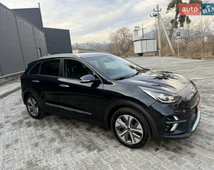 Синий Киа Niro, объемом двигателя 0 л и пробегом 168 тыс. км за 16800 $, фото 4 на Automoto.ua