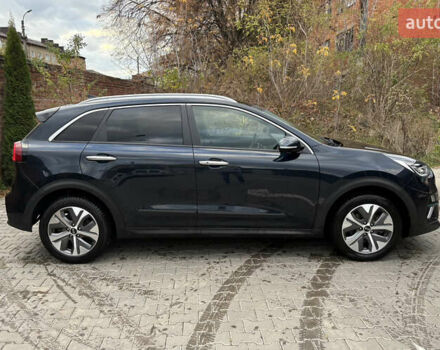 Киа Niro 2019 в Коломые на Automoto.ua Синий Киа Niro, объемом двигателя 0 л и пробегом 127 тыс. км за 16999 $, фото 6 на Automoto.ua
