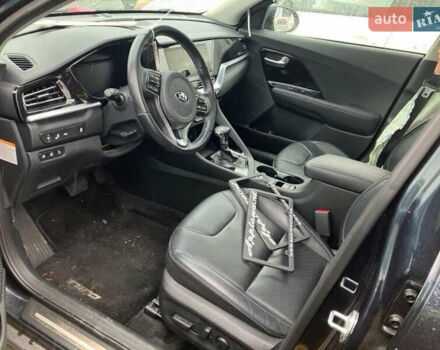 Синий Киа Niro, объемом двигателя 1.58 л и пробегом 52 тыс. км за 22000 $, фото 21 на Automoto.ua