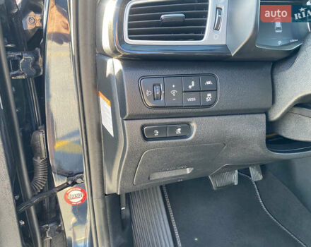 Синий Киа Niro, объемом двигателя 0 л и пробегом 129 тыс. км за 17999 $, фото 30 на Automoto.ua