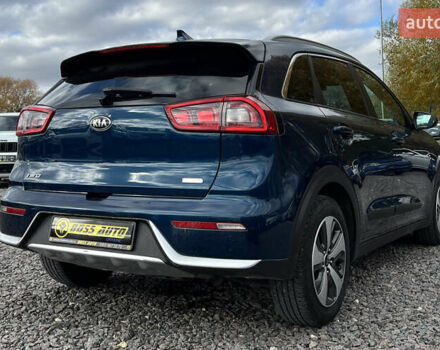 Синий Киа Niro, объемом двигателя 1.58 л и пробегом 91 тыс. км за 17650 $, фото 5 на Automoto.ua
