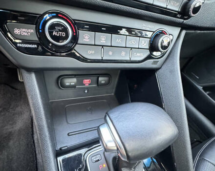 Синий Киа Niro, объемом двигателя 1.6 л и пробегом 52 тыс. км за 19800 $, фото 31 на Automoto.ua