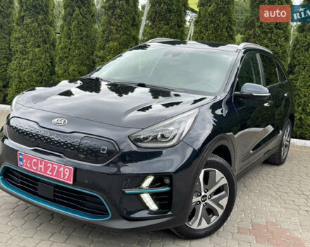 Синий Киа Niro, объемом двигателя 0 л и пробегом 88 тыс. км за 17777 $, фото 3 на Automoto.ua