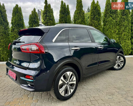 Синий Киа Niro, объемом двигателя 0 л и пробегом 88 тыс. км за 17777 $, фото 73 на Automoto.ua