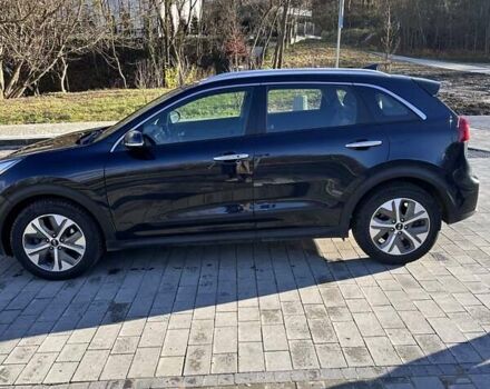 Синий Киа Niro, объемом двигателя 0 л и пробегом 182 тыс. км за 17500 $, фото 8 на Automoto.ua