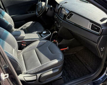 Синий Киа Niro, объемом двигателя 0 л и пробегом 110 тыс. км за 19500 $, фото 15 на Automoto.ua