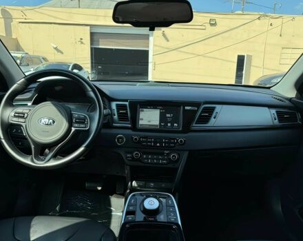 Киа Niro 2019 в Ровно на Automoto.ua Синий Киа Niro, объемом двигателя 0 л и пробегом 45 тыс. км за 13200 $, фото 8 на Automoto.ua
