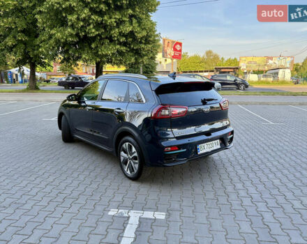 Синій Кіа Niro, об'ємом двигуна 0 л та пробігом 192 тис. км за 17386 $, фото 3 на Automoto.ua
