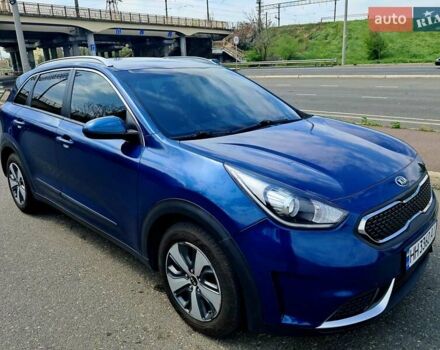 Синий Киа Niro, объемом двигателя 1.58 л и пробегом 371 тыс. км за 14000 $, фото 7 на Automoto.ua