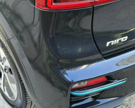 Киа Niro 2019 в Ивано-Франковске на Automoto.ua Синий Киа Niro, объемом двигателя 0 л и пробегом 155 тыс. км за 18650 $, фото 105 на Automoto.ua