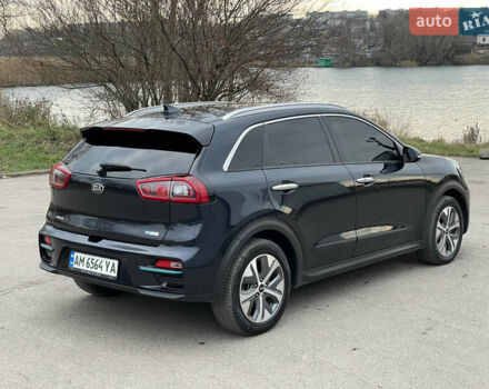 Синій Кіа Niro, об'ємом двигуна 0 л та пробігом 130 тис. км за 18455 $, фото 15 на Automoto.ua