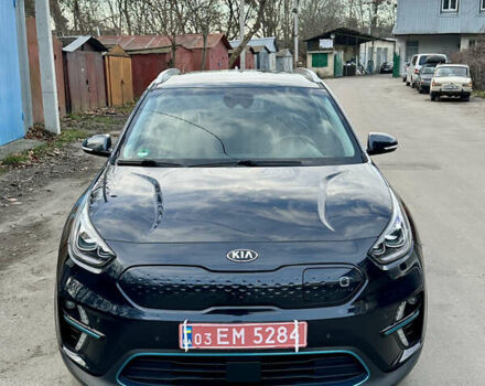Синий Киа Niro, объемом двигателя 0 л и пробегом 82 тыс. км за 17500 $, фото 1 на Automoto.ua