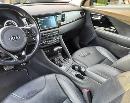 Синий Киа Niro, объемом двигателя 1.6 л и пробегом 78 тыс. км за 10499 $, фото 9 на Automoto.ua