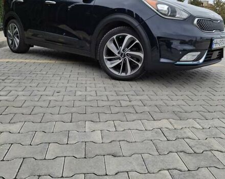 Синій Кіа Niro, об'ємом двигуна 1.58 л та пробігом 67 тис. км за 17800 $, фото 7 на Automoto.ua