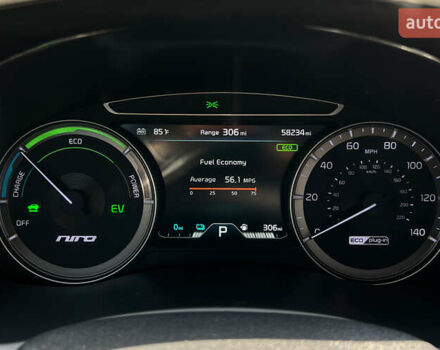 Синій Кіа Niro, об'ємом двигуна 1.6 л та пробігом 92 тис. км за 19700 $, фото 17 на Automoto.ua