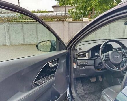 Синий Киа Niro, объемом двигателя 0 л и пробегом 111 тыс. км за 17950 $, фото 34 на Automoto.ua