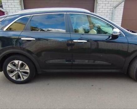 Синій Кіа Niro, об'ємом двигуна 0 л та пробігом 105 тис. км за 18500 $, фото 6 на Automoto.ua