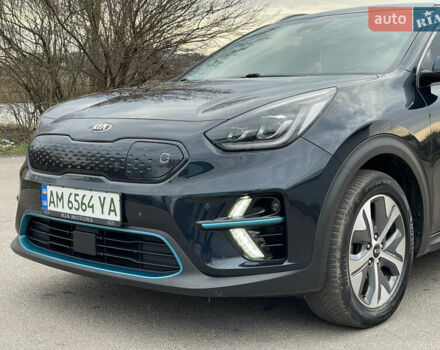 Синій Кіа Niro, об'ємом двигуна 0 л та пробігом 130 тис. км за 18455 $, фото 3 на Automoto.ua