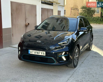Синий Киа Niro, объемом двигателя 0 л и пробегом 155 тыс. км за 18650 $, фото 118 на Automoto.ua