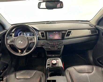 Синий Киа Niro, объемом двигателя 0 л и пробегом 112 тыс. км за 17500 $, фото 3 на Automoto.ua