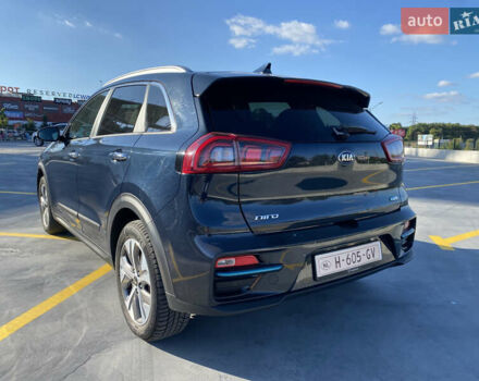Синий Киа Niro, объемом двигателя 0 л и пробегом 129 тыс. км за 17999 $, фото 4 на Automoto.ua