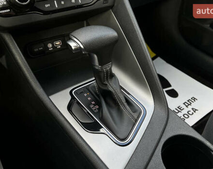 Синий Киа Niro, объемом двигателя 1.58 л и пробегом 91 тыс. км за 17650 $, фото 15 на Automoto.ua