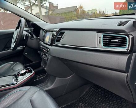 Синий Киа Niro, объемом двигателя 0 л и пробегом 172 тыс. км за 17150 $, фото 31 на Automoto.ua